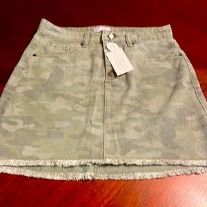 Mud Pie Camo Skirt
